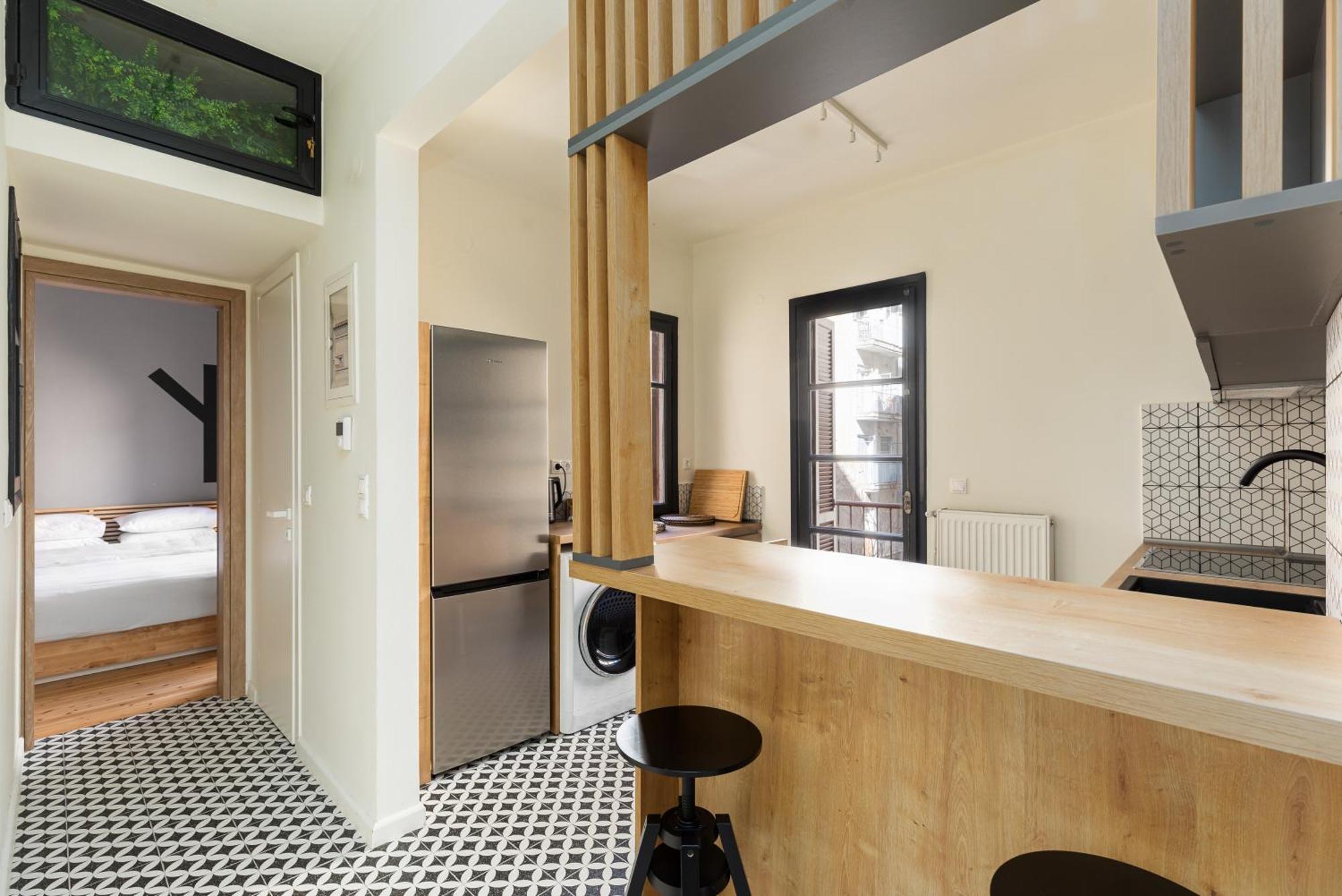Vista By Halu!: Spacious City Centre Home テッサロニキ エクステリア 写真