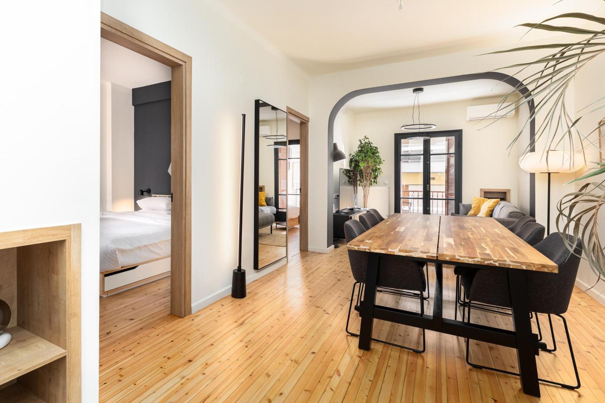 Vista By Halu!: Spacious City Centre Home テッサロニキ エクステリア 写真