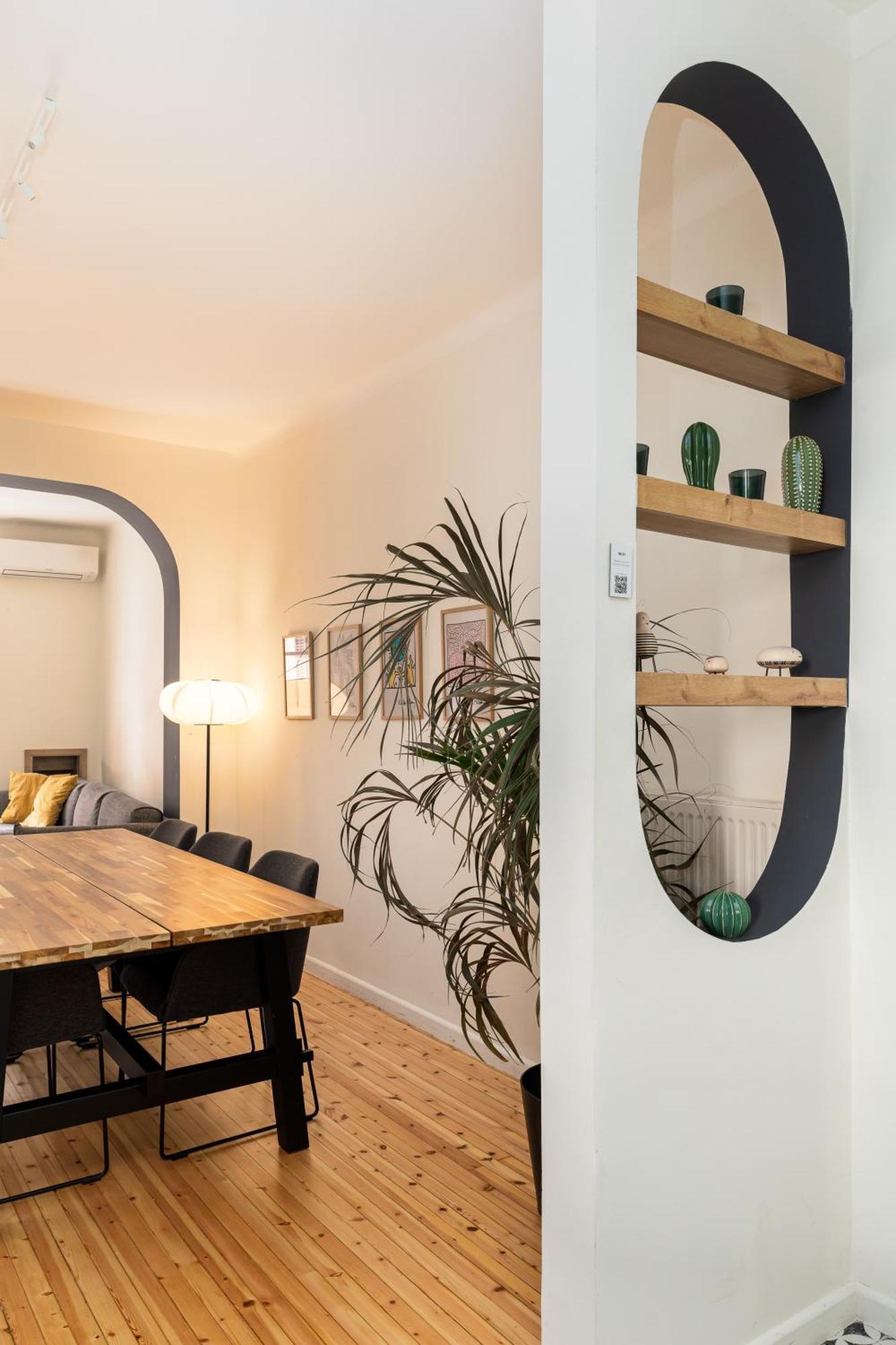 Vista By Halu!: Spacious City Centre Home テッサロニキ エクステリア 写真